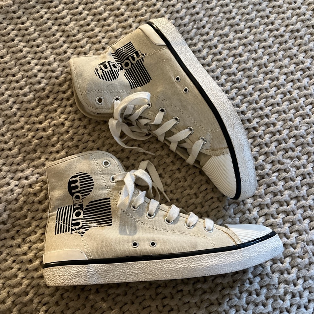Isabel Marant Benkeen High-Top Sneakers - Picture 6 of 8
